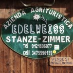 L'azienda agricola e agriturismo Edelweiss di Prali  (coltivazione ortaggi e allevamento vacche piemontesi) - Foto M. Dematteis